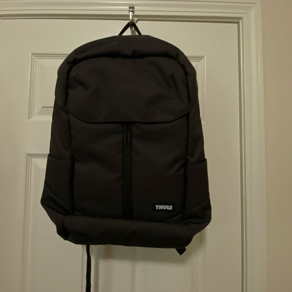 THULE Sweden LITHOS 20L 15.6” Laptop 10.1” Tablet Backpack Black - Picture 1 of 6